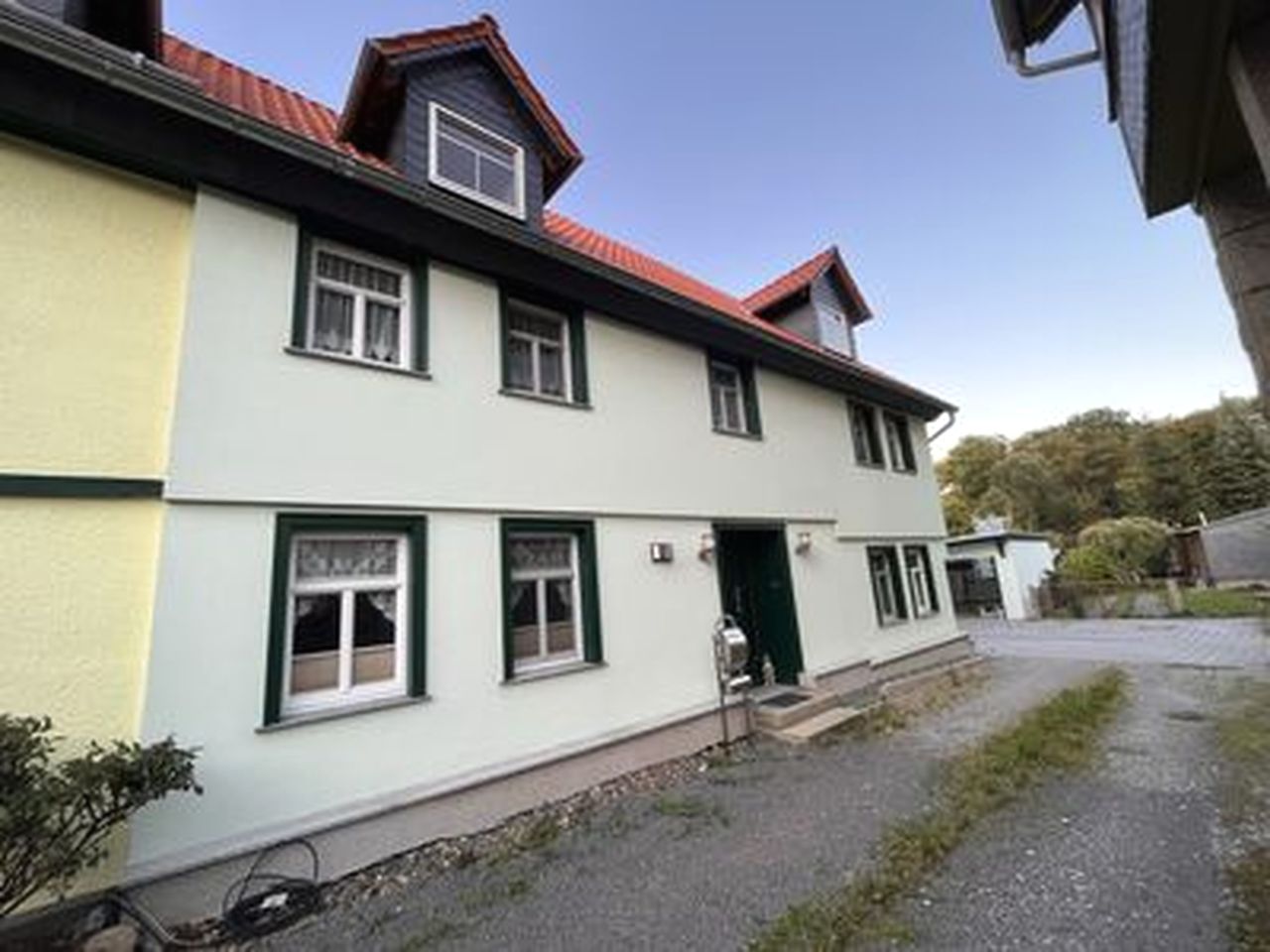 Haus zum Kauf provisionsfrei 175.000 € 7 Zimmer 185 m²<br/>Wohnfläche 618 m²<br/>Grundstück Pfarrstraße Ilsenburg Ilsenburg 38871