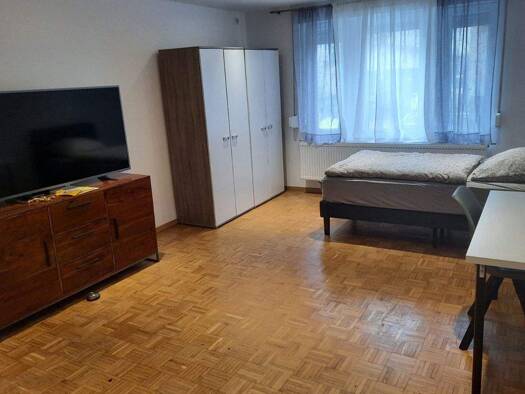 Studio zur Miete Wohnen auf Zeit 630 € 1 Zimmer 24 m² frei ab sofort Seyfferstraße 0 West Stuttgart West 70193
