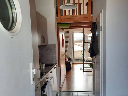 Studio zur Miete 660 € 1 Zimmer 30 m² Geschoss 3/4 frei ab 15.04.2026 Brunhuberstraße 12 Galgenberg Regensburg 93053