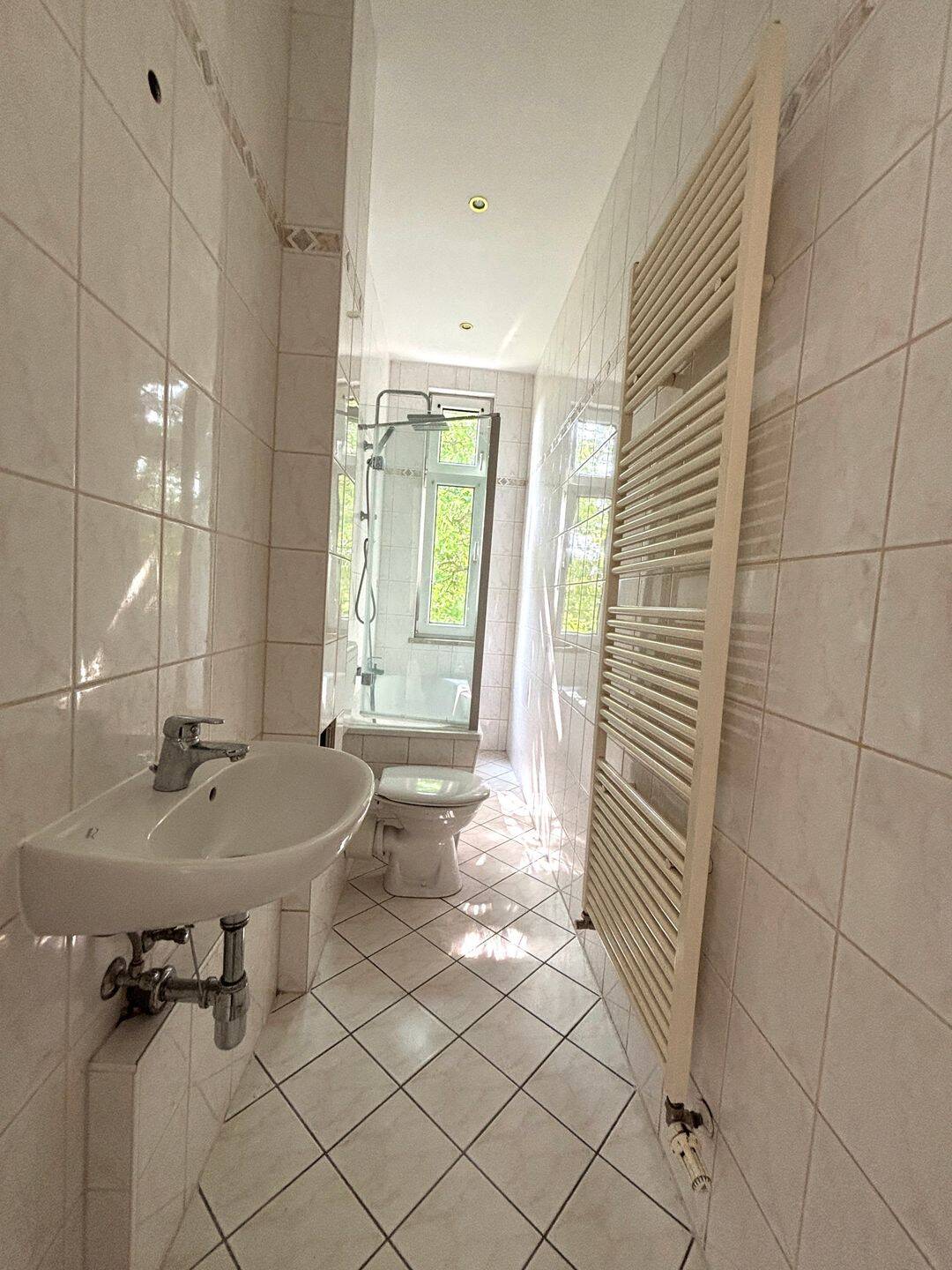 Schöne geräumige Altbauwohnung im beliebten Stadtfeld – Schillerstr. 31, 39108 Magdeburg – Vorschaubild 8