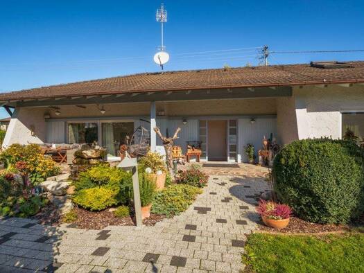 Einfamilienhaus zum Kauf 1.190.000 € 6 Zimmer 203 m² 969 m² Grundstück Amberg Süd 86854