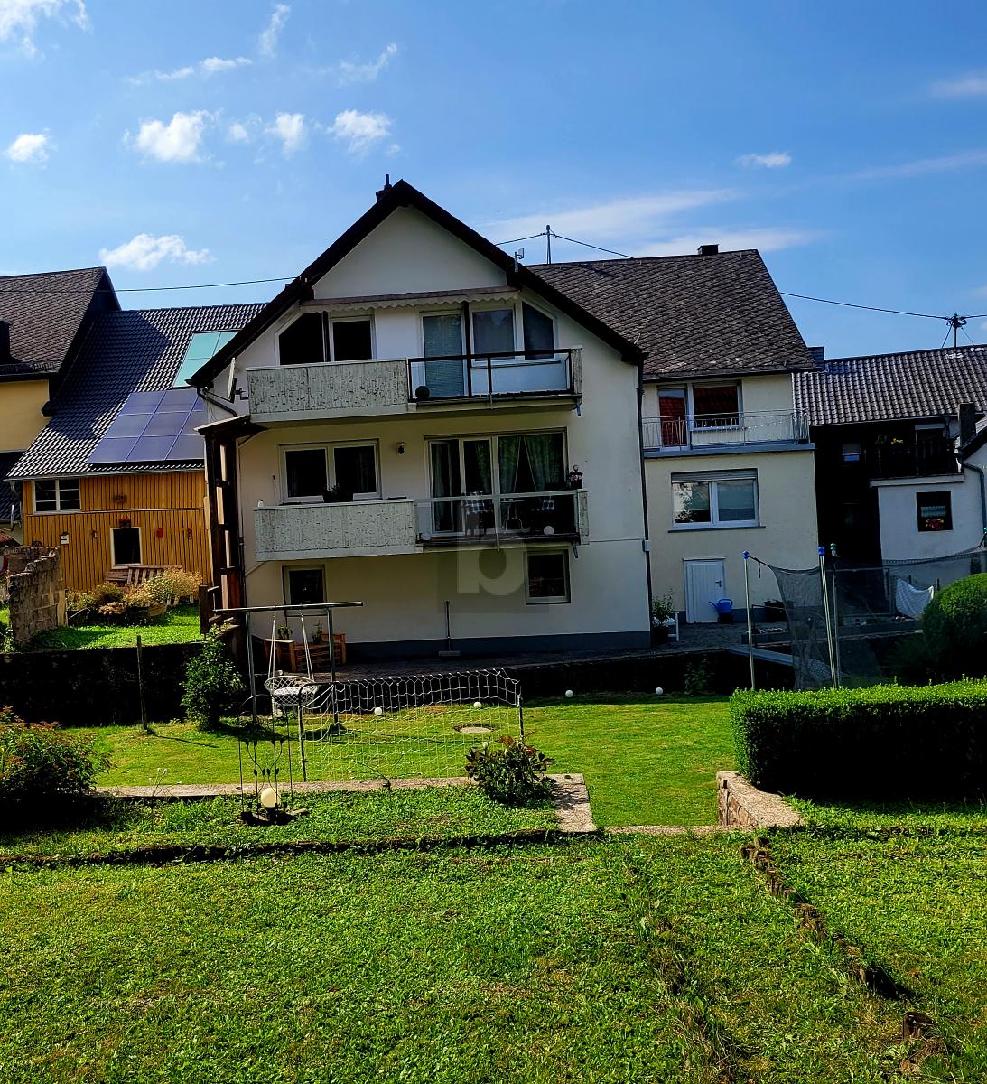 Mehrfamilienhaus zum Kauf 369.000 € 7 Zimmer 304 m²<br/>Wohnfläche 746 m²<br/>Grundstück Mandern 54429