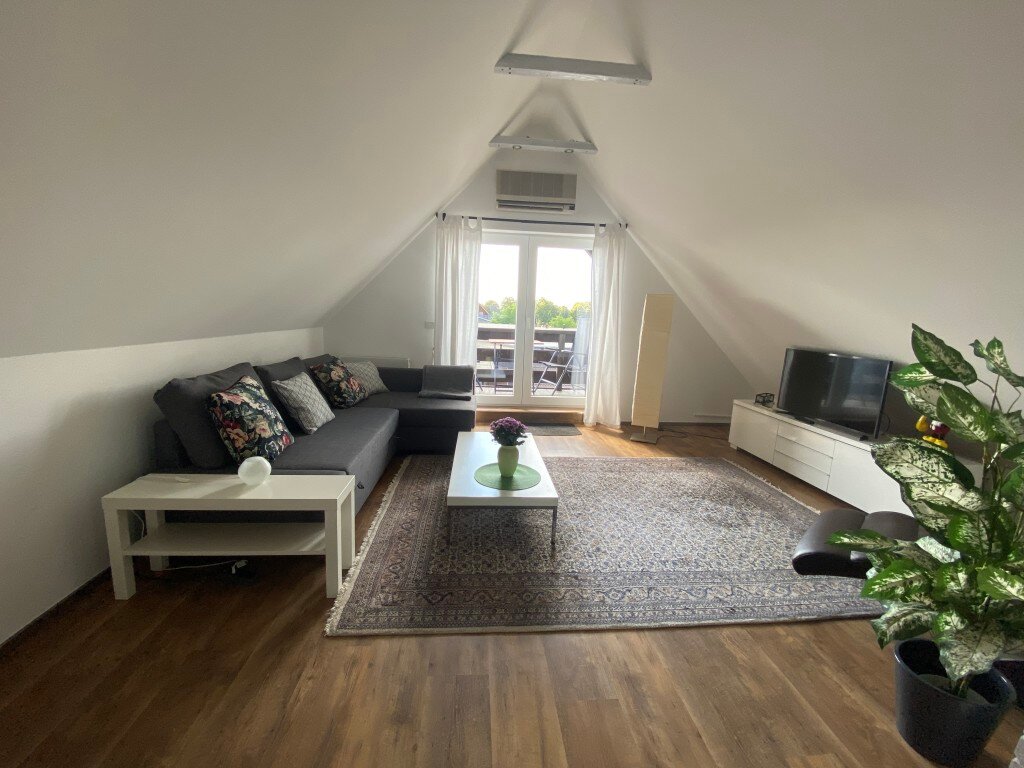 Wohnung zur Miete Wohnen auf Zeit 1.242 € 1 Zimmer 65 m²<br/>Wohnfläche 01.04.2025<br/>Verfügbarkeit Oppelner Weg Vennhausen Düsseldorf 40627