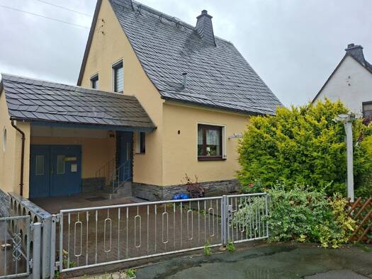 Einfamilienhaus zum Kauf provisionsfrei 275.000 € 4 Zimmer 120 m² 700 m² Grundstück Lobenstein Bad Lobenstein 07356