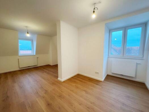 Wohnung zur Miete 750 € 2 Zimmer 68 m² 2. Geschoss frei ab sofort Gießener Straße 41 Fritzlar 34560