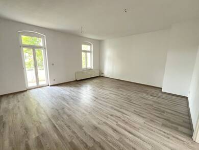Wohnung zur Miete 435 € 2 Zimmer 78,8 m² 3. Geschoss frei ab sofort Wartburgstraße 18a Bernsdorf Chemnitz 09126