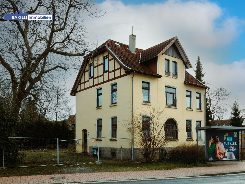 Mehrfamilienhaus zum Kauf als Kapitalanlage geeignet 550.000 € 12 Zimmer 250 m²<br/>Wohnfläche 2.263 m²<br/>Grundstück Pattensen Pattensen 30982