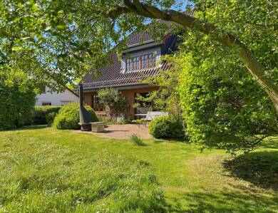Einfamilienhaus zum Kauf 749.000 € 6 Zimmer 183 m² 3.882 m² Grundstück Ostenfeld (Husum) 25872