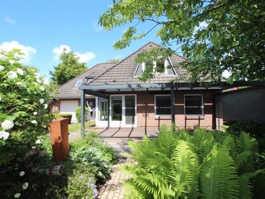 Einfamilienhaus zum Kauf provisionsfrei 549.000 € 7 Zimmer 241 m² 1.276 m² Grundstück frei ab sofort Niebüll 25899