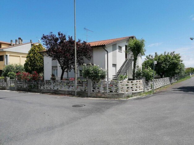 Einfamilienhaus zum Kauf 240.000 € 9 Zimmer 200 m²<br/>Wohnfläche 1.130 m²<br/>Grundstück Marotta PU, Italien 61035