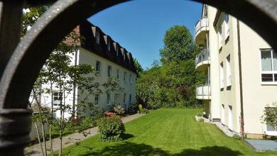 Wohnung zur Miete 570 € 2 Zimmer 57 m² frei ab 01.07.2025 Eduard-Bilz-Str. 58 Radebeul 01445