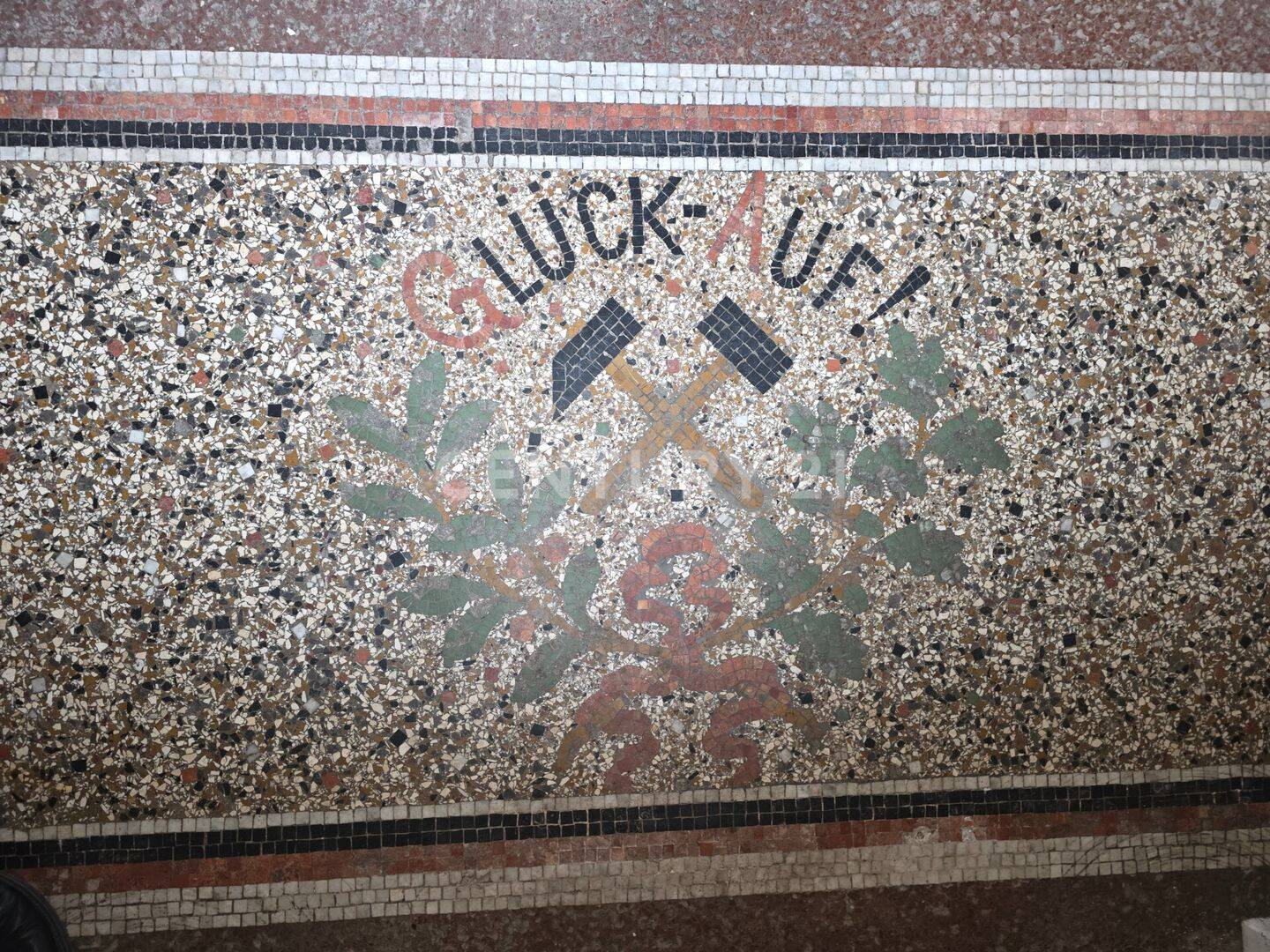 Immobilie in Dortmund - Herrschaftliche Gründerzeitvilla -  eine romantische Zeitreise - Bild 1