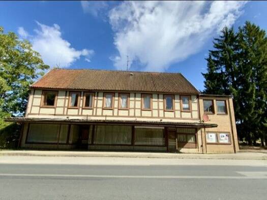 Haus zum Kauf 70.000 € 293 m² 1.974 m² Grundstück Clenze Clenze 29459
