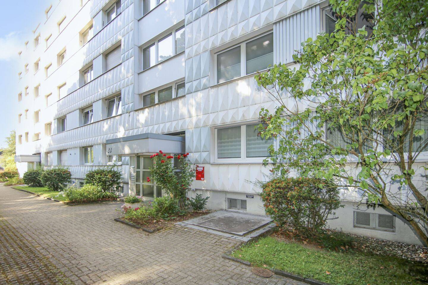 Immobilie in Mülheim an der Ruhr - Apartment ca. 37 m², mit Balkon und Tiefgaragenstellplatz in Mülheim Altstadt I - Bild 0