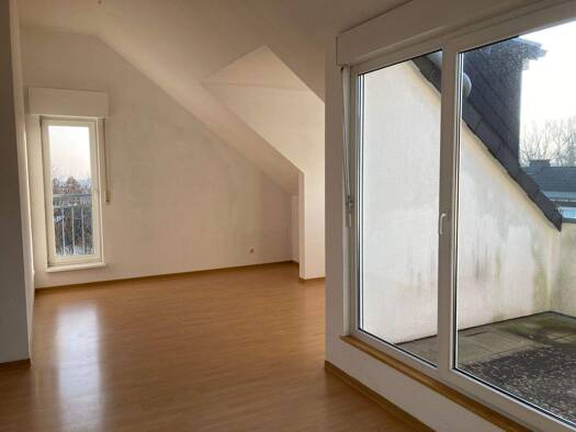 Wohnung zur Miete 590 € 2 Zimmer 57,5 m² 3. Geschoss Schützenstraße 8 Friedrichsdorf 61381