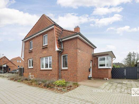 Einfamilienhaus zum Kauf 229.000 € 5 Zimmer 123 m² 298 m² Grundstück Elm Bremervörde / Elm 27432