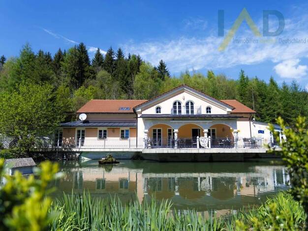 Mehrfamilienhaus zum Kauf provisionsfrei 1.650.000 € 9 Zimmer 790 m² 8.016 m² Grundstück Kramersdorf Hauzenberg 94051