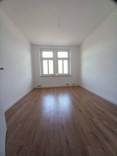 Wohnung zur Miete 190 € 1 Zimmer 31 m² 3. Geschoss Albertstraße 8 Limbach-Oberfrohna Limbach-Oberfrohna 09212