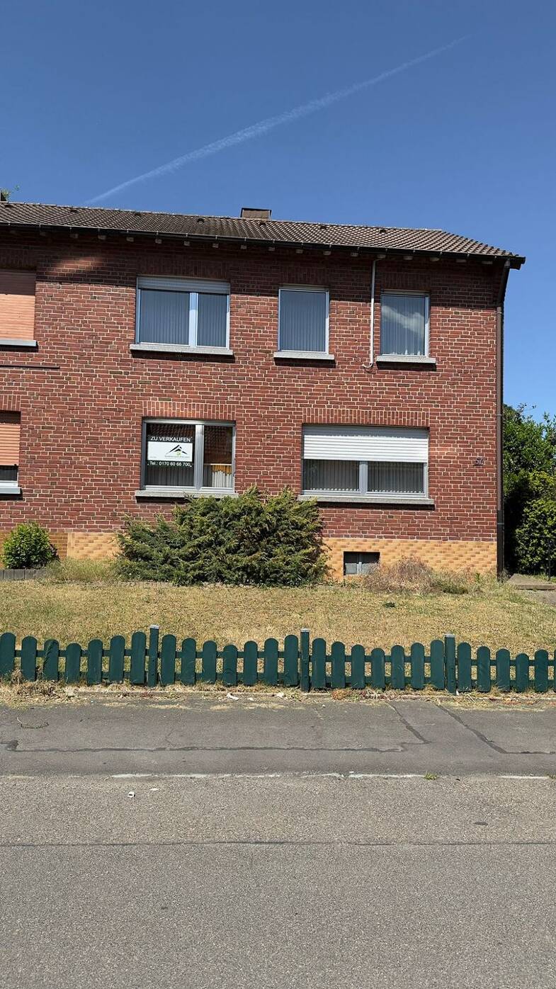 Doppelhaushälfte zum Kauf 239.900 € 121,6 m² 222 m² Grundstück frei ab sofort Rauhutstraße 57 Hückelhoven Hückelhoven 41836