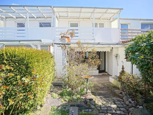 Reihenmittelhaus zum Kauf 179.000 € 4 Zimmer 95 m² 231 m² Grundstück Lehe Lehe 27580