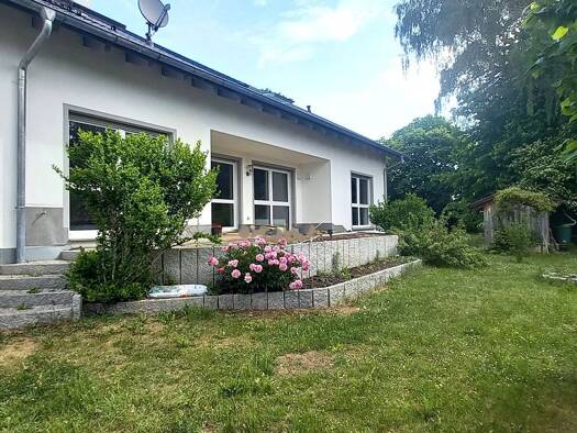 Terrassenwohnung zur Miete 1.250 € 4 Zimmer 130 m² frei ab 01.09.2026 Vilsheim 84186