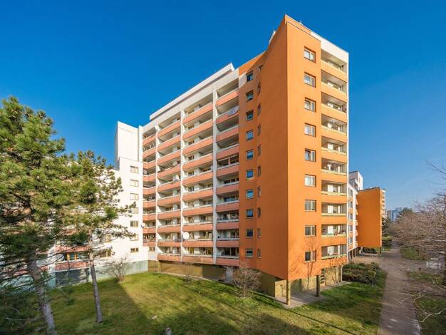 Wohnung zur Miete nur mit Wohnberechtigungsschein 519 € 2 Zimmer 68,1 m² 5. Geschoss frei ab sofort Obstallee 12 Spandau Berlin 13593