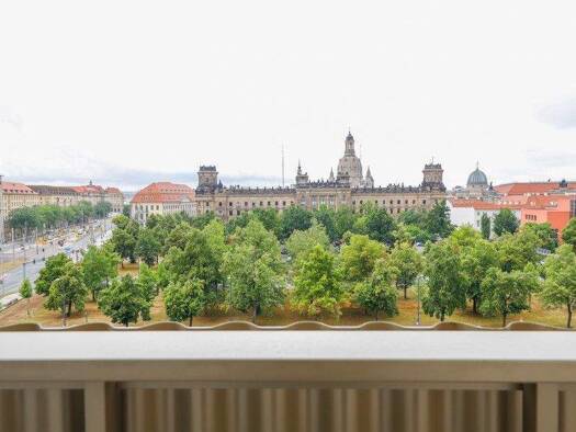 Wohnung zur Miete 937 € 2,5 Zimmer 69,3 m² 4. Geschoss Grunaer Straße 5 Pirnaische Vorstadt Dresden 01069