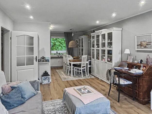 Wohnung zum Kauf 249.000 € 3 Zimmer 80 m² 1. Geschoss Heisingen Essen 45259