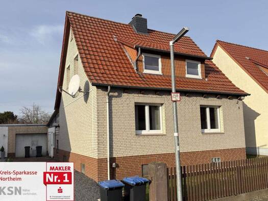 Einfamilienhaus zum Kauf 189.000 € 6 Zimmer 103,3 m² 1.231 m² Grundstück Höckelheim Northeim 37154