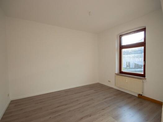 Wohnung zur Miete 440 € 4 Zimmer 81,8 m² 1. Geschoss frei ab sofort Goethestraße 3 Rodewisch Rodewisch 08228
