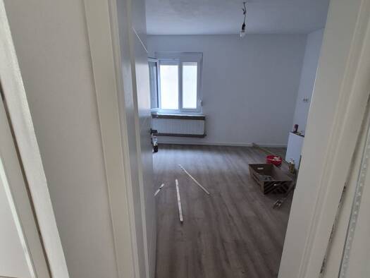 Wohnung zur Miete 550 € 1 Zimmer 30 m² Geschoss 2/3 frei ab 01.08.2026 Kitzingen 97318