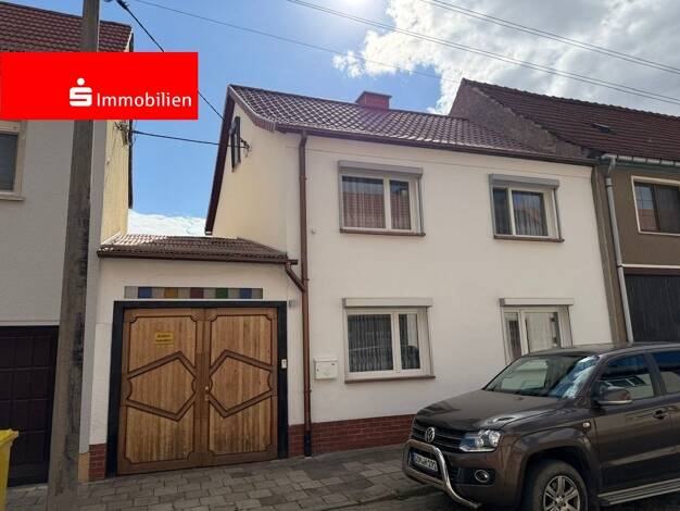 Reihenmittelhaus zum Kauf 140.000 € 4 Zimmer 115 m² 334 m² Grundstück Gebesee 99189