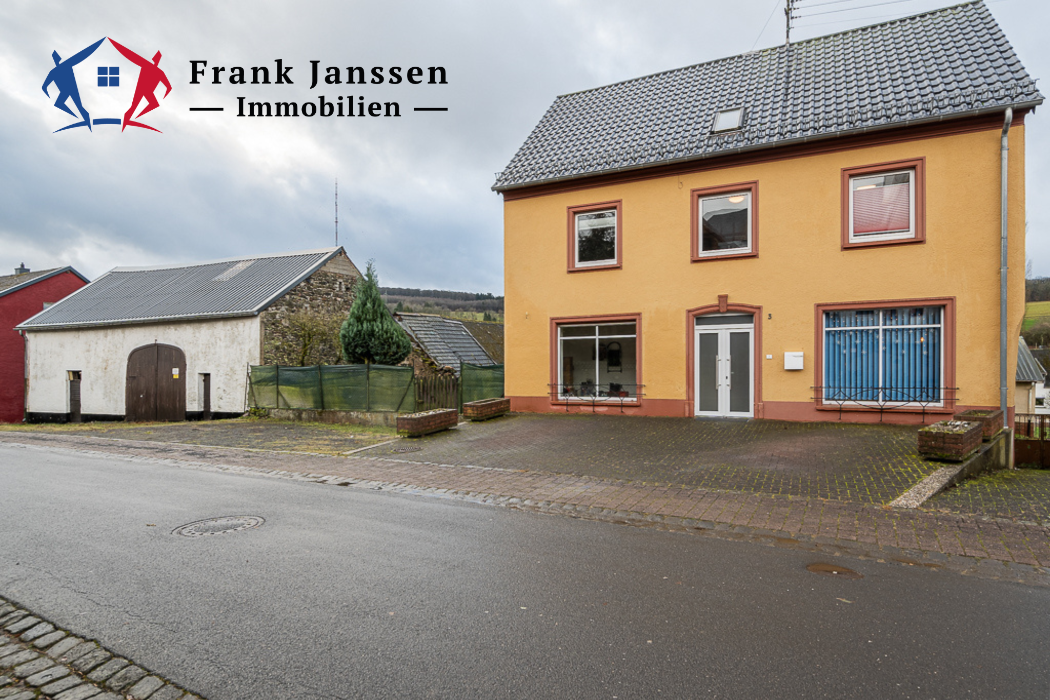 Einfamilienhaus zum Kauf 279.000 € 8 Zimmer 253 m²<br/>Wohnfläche 1.490 m²<br/>Grundstück Kirchweiler 54570