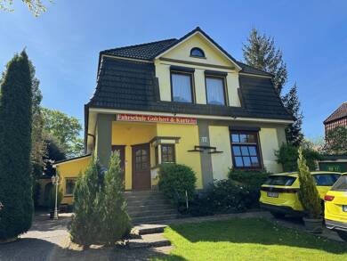 Wohnung zur Miete 1.300 € 3 Zimmer 111 m² frei ab sofort Oeltingsallee 17 Wahlbezirk 014 Pinneberg 25421