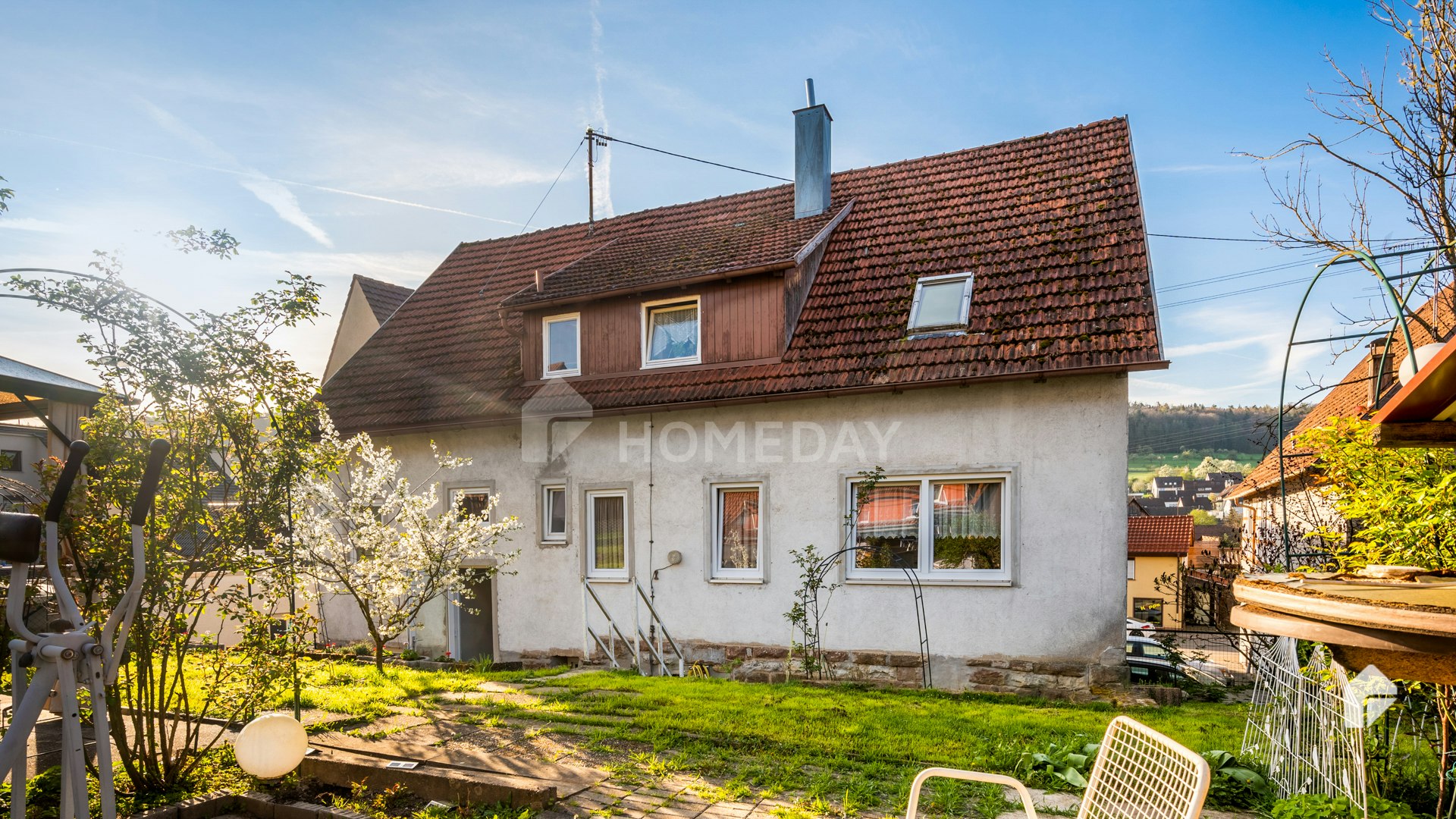 Mehrfamilienhaus zum Kauf 398.500 € 10 Zimmer 242 m²<br/>Wohnfläche 367 m²<br/>Grundstück Stammheim Calw 75365