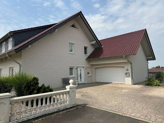 Einfamilienhaus zum Kauf 495.000 € 8 Zimmer 290 m² 750 m² Grundstück Mardorf Homberg 34576