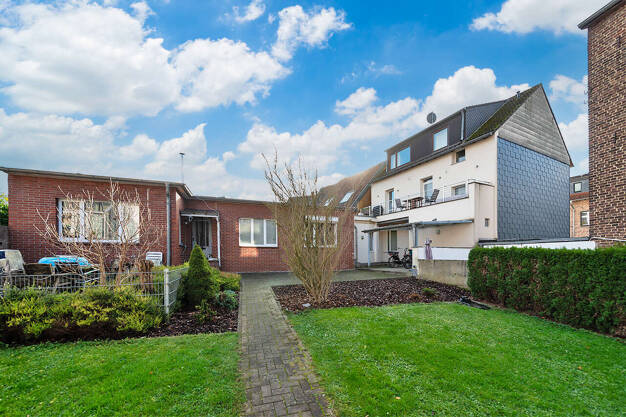 Mehrfamilienhaus zum Kauf als Kapitalanlage geeignet 699.000 € 261 m² 501 m² Grundstück Vaalserquartier Aachen 52074