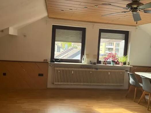 Wohnung zur Miete 735 € 2,5 Zimmer 73 m² Geschoss 2/3 frei ab 01.11.2026 Unterdürrbach Würzburg 97080