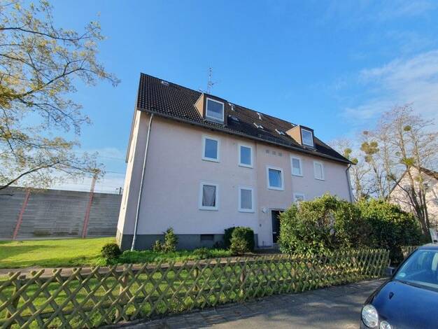 Wohnung zur Miete 306 € 2 Zimmer 37,4 m² Dachgeschoss frei ab 16.07.2025 Am Bahnhof 8 Vorsfelde Wolfsburg 38448