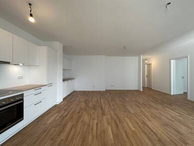 Penthouse zur Miete - Erstbezug 1.507 € 4 Zimmer 92,9 m² 6. Geschoss frei ab 01.10.2025 Neu-Ulm 89231
