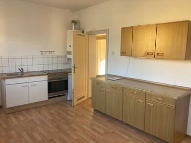 Wohnung zur Miete 300 € 2 Zimmer 56 m² Geschoss 1/2 Innenstadt Hof 95030