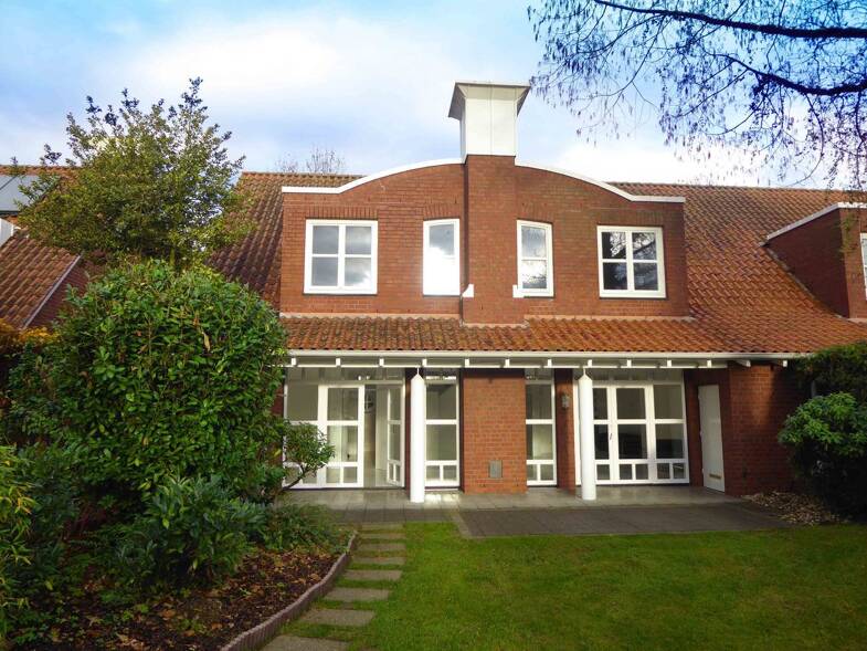 Reihenmittelhaus zur Miete 1.370 € 5 Zimmer 172,1 m² 350 m² Grundstück frei ab 01.08.2025 Emsdetten 48282