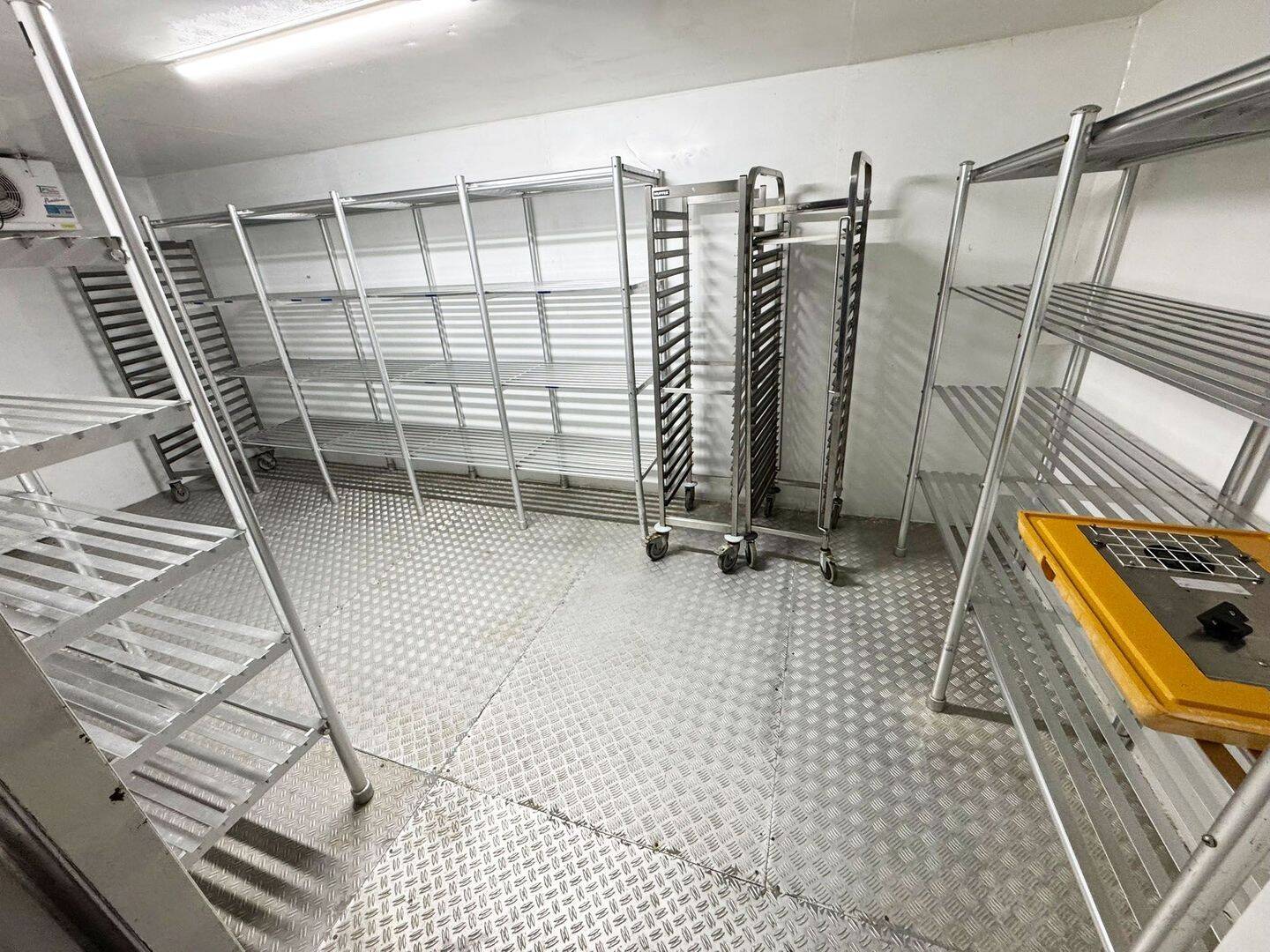 Property thumbnail 11