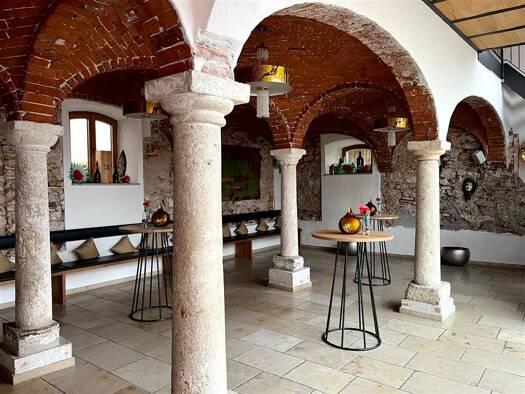 Praxis zur Miete 10 € 2 Zimmer 115,3 m² Bürofläche Irnsing Neustadt a d Donau 93333