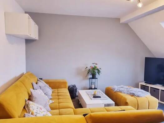 Wohnung zum Kauf provisionsfrei 225.000 € 3 Zimmer 96 m² Geschoss 2/3 frei ab 31.12.2026 Josefstraße 22 Hünfeld 36088