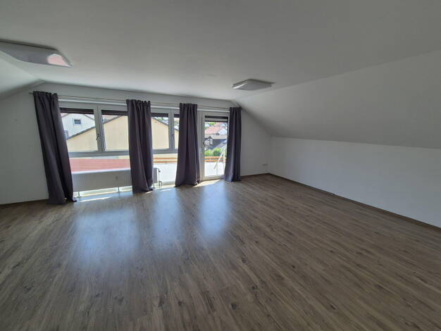 Wohnung zur Miete 800 € 3 Zimmer 75 m² Dachgeschoss, 1. Geschoss Nandlstadt Nandlstadt 85405