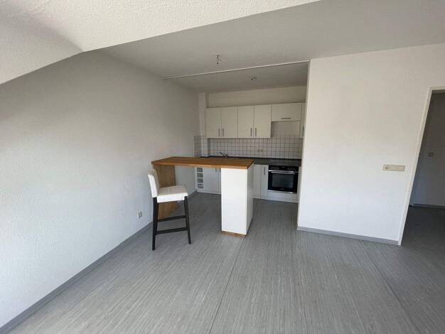 Wohnung zur Miete 340 € 2 Zimmer 40 m² frei ab sofort Katharinenviertel Neubrandenburg 17033