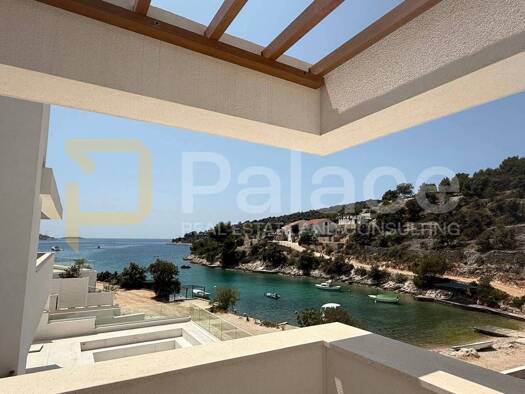 Villa zum Kauf - Erstbezug 1.800.000 € 4 Zimmer 301 m² Marina 21222