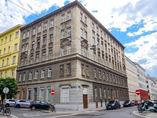 Sonstiges zum Kauf als Kapitalanlage geeignet 4.088.000 € 34 Zimmer 1.742 m² 610 m² Grundstück Margareten 1050