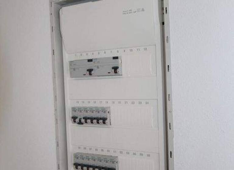 Wohnung zur Miete 1.300 € 3 Zimmer 104 m² 2. Geschoss frei ab 01.07.2026 Baumgartenstraße 3 Roßtal 90574